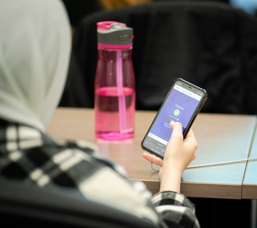 14. Perbedaan Dunia SMA dan Kuliah yang Jarang Dibahas